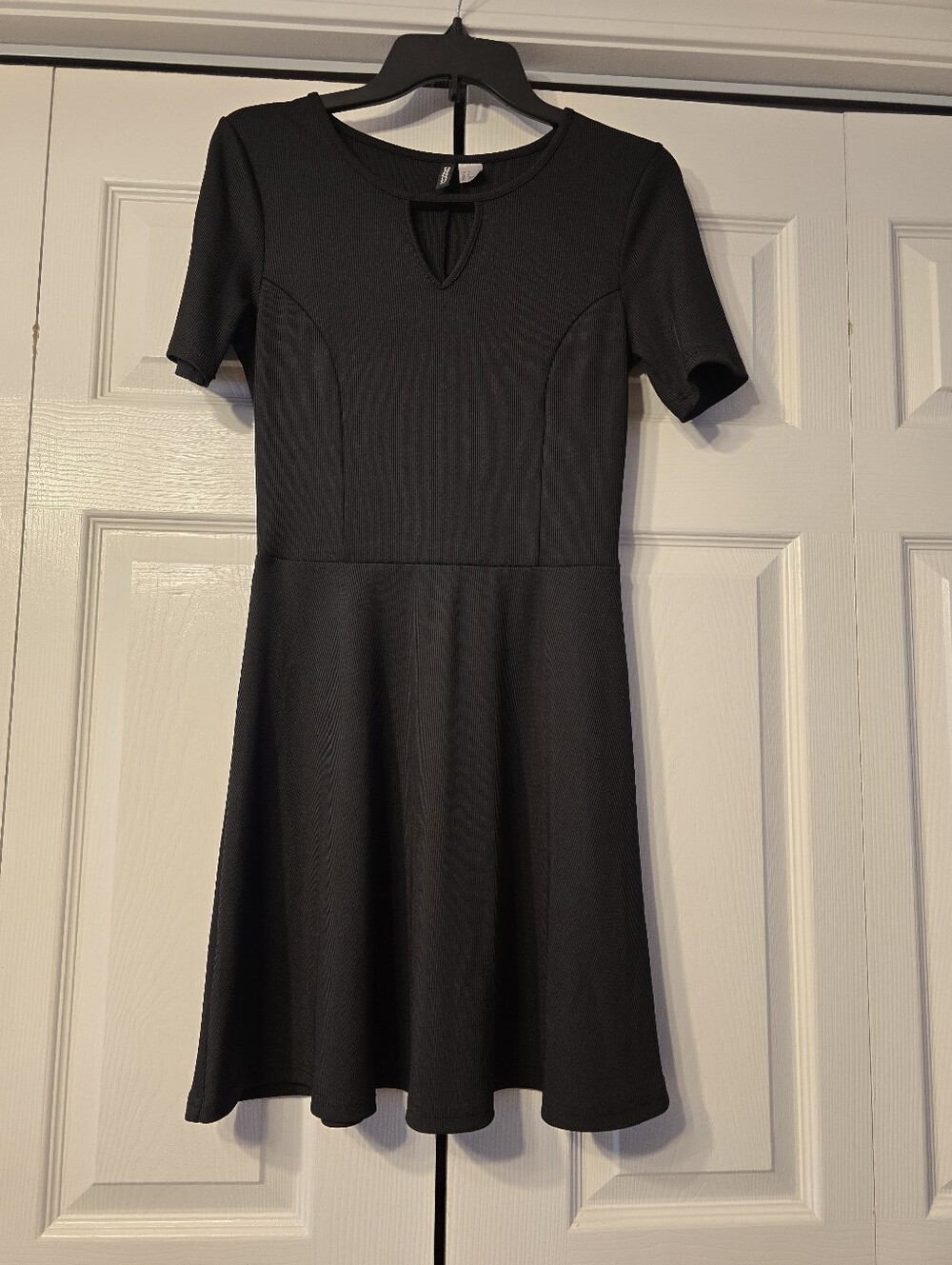 Divided H&M Women’s Black Short Sleeve Midi Skater Dress